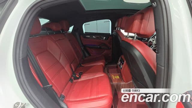 Porsche Cayenne (PO536) 3.0 купе, 2021 12