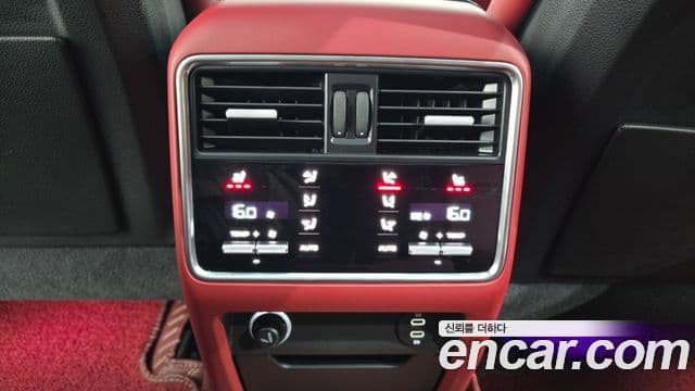 Porsche Cayenne (PO536) 3.0 купе, 2021 19