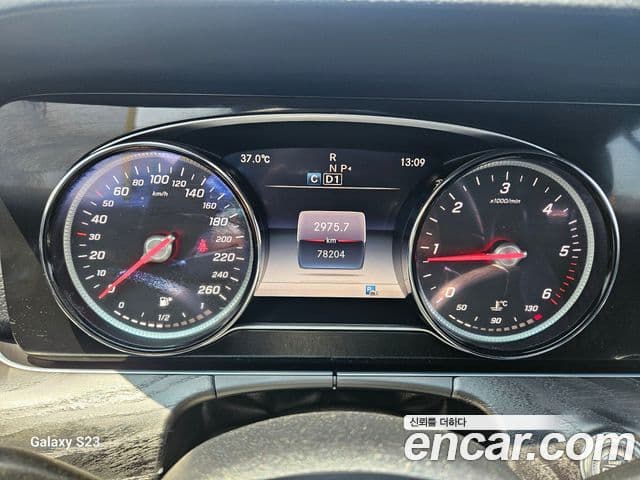 Mercedes-Benz E-класс W213 E220d кабриолет, 2018 11