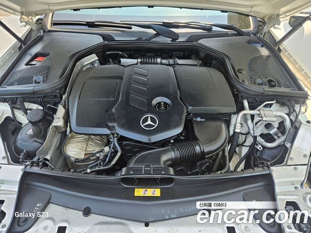 Mercedes-Benz E-класс W213 E220d кабриолет, 2018 12