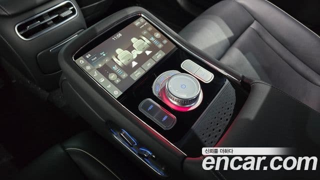 Genesis G90 (RS4) бензин 3.5 турбо AWD, 2022 19