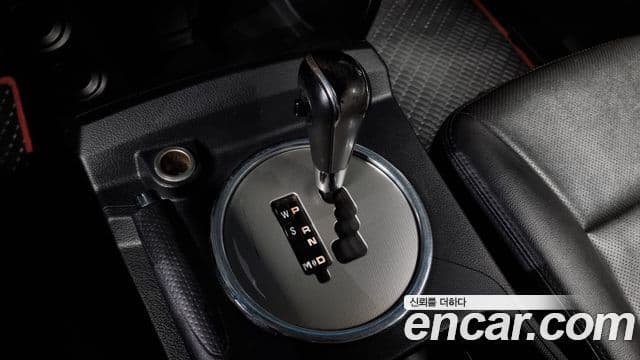 KG모빌리티(SsangYong) The / новый New Korando Sport Club, 2017 9