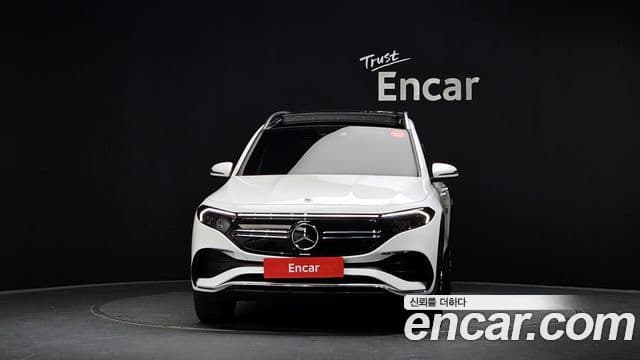 Mercedes-Benz EQB X243 AMG Line, 2023 3