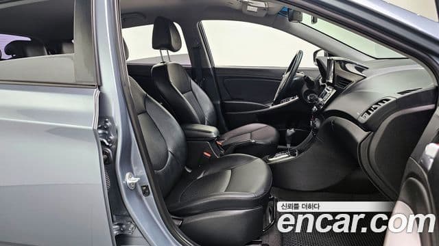 Hyundai Accent(новый кузов / новое поколение) Modern, 2018 10