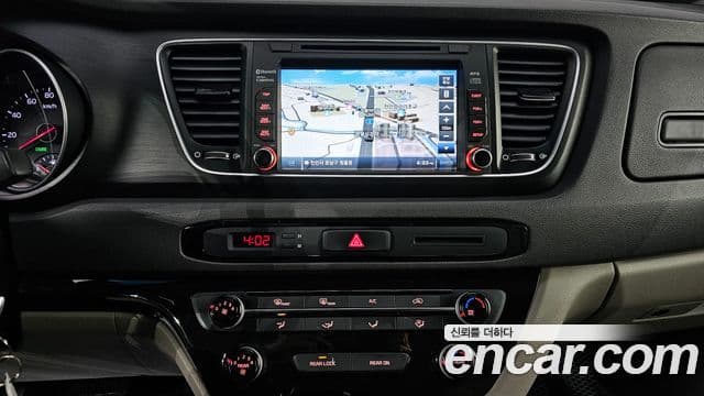 Kia All New Carnival 11인승 Deluxe, 2015 17