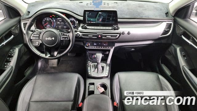 Kia Seltos Signature, 2023 7