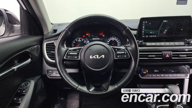 Kia Seltos Signature, 2023 13