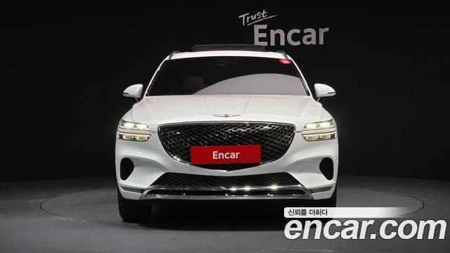 Genesis GV70, 2022 3