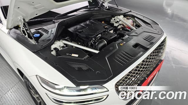 Genesis GV70, 2022 6