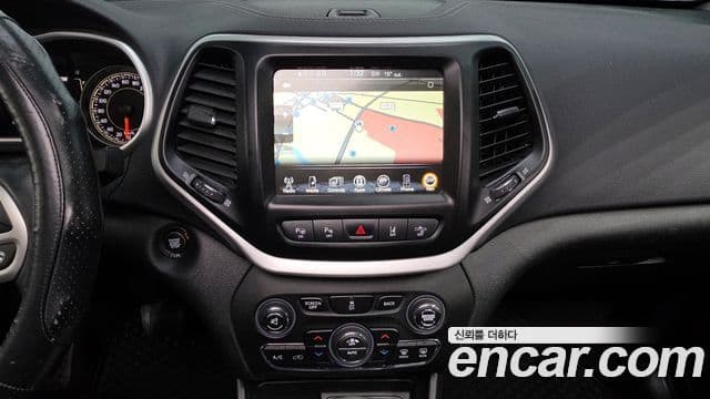 Jeep Cherokee(KL) 2.4 Longitude high AWD, 2018 14