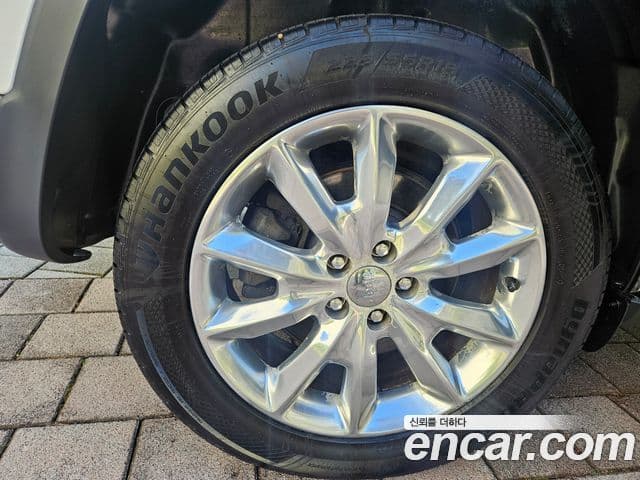 Jeep Cherokee(KL) 2.4 Longitude high AWD, 2017 17