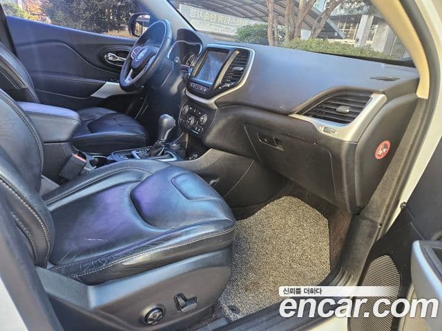 Jeep Cherokee(KL) 2.4 Longitude high AWD, 2017 18