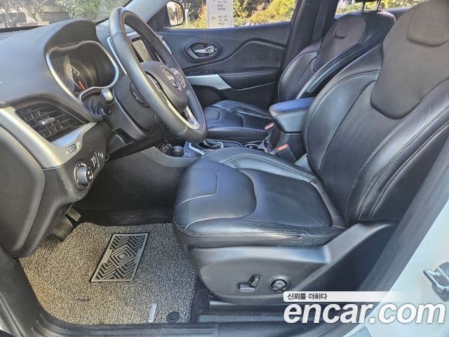 Jeep Cherokee(KL) 2.4 Longitude high AWD, 2017 19