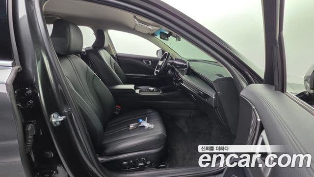 Kia The / новый New K8 Noblesse, 2025 10