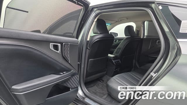 Kia The / новый New K8 Noblesse, 2025 18