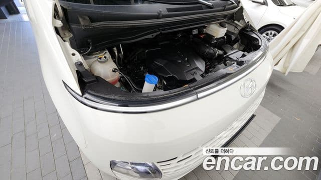 Hyundai Staria Modern, 2023 6