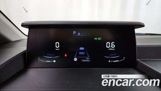 Hyundai Staria Modern, 2023 8