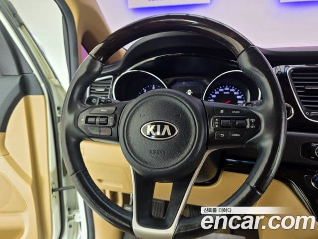 Kia All New Carnival President, 2017 8