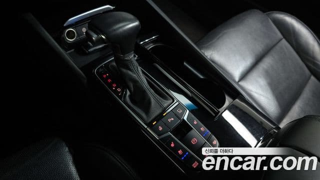 Kia All New K7 гибрид Prestige, 2018 9