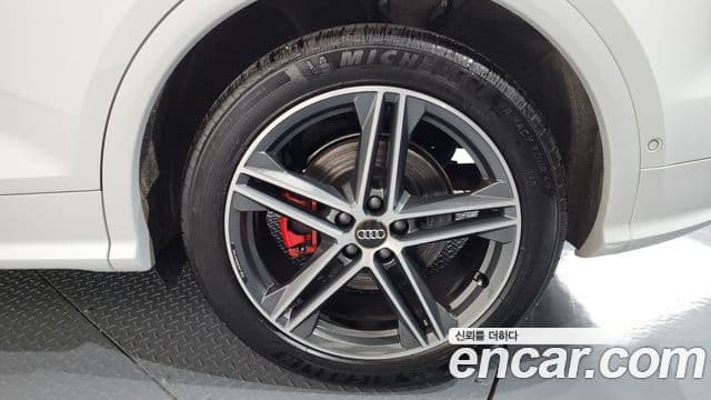 Audi SQ5 (FY), 2020 все фото