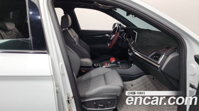 Audi SQ5 (FY), 2020 11