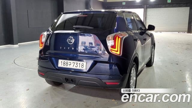 KG모빌리티(SsangYong) Berry New Tivoli V1, 2022 2