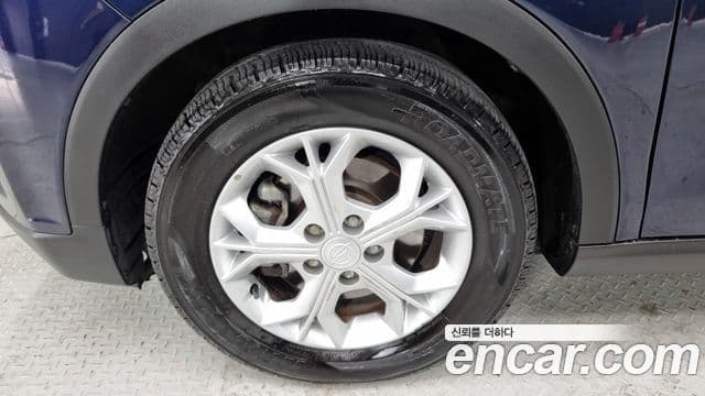 KG모빌리티(SsangYong) Berry New Tivoli V1, 2022 все фото