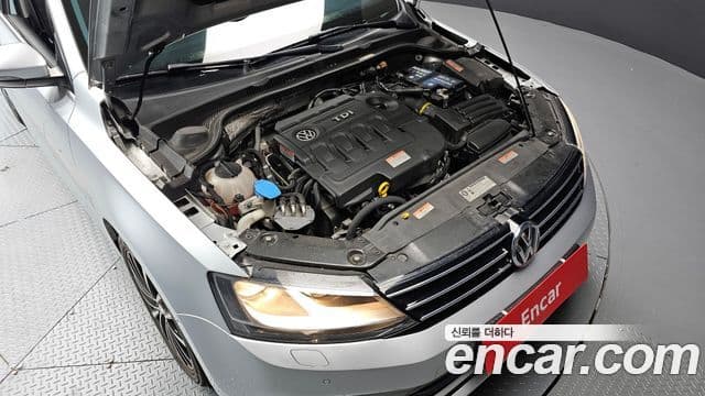 Volkswagen New Jetta 6세대, 2015 6