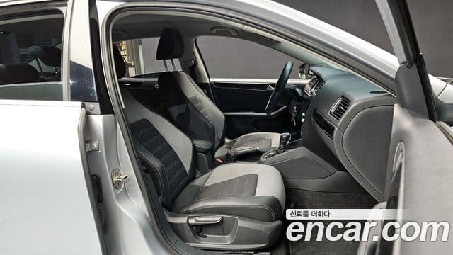 Volkswagen New Jetta 6세대, 2015 10