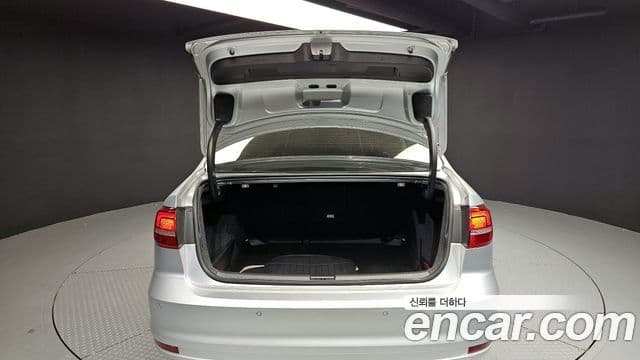 Volkswagen New Jetta 6세대, 2015 20