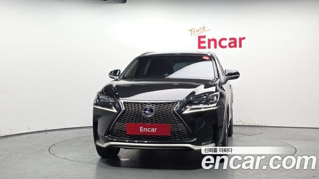 Lexus NX300h Supreme, 2017 3