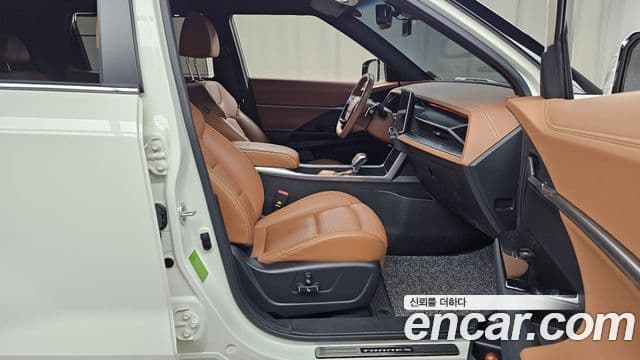 KG모빌리티(SsangYong) Torres T7, 2023 11