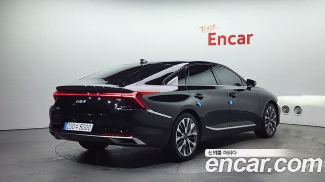 Kia K8 Noblesse, 2022 2