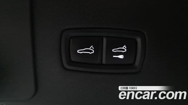 Porsche Cayenne (PO536), 2019 19