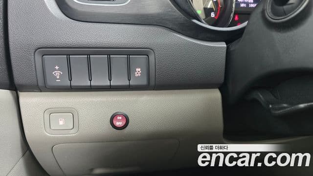 Kia All New Carnival Luxury, 2018 16