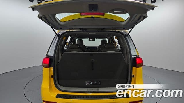 Kia All New Carnival Luxury, 2018 20