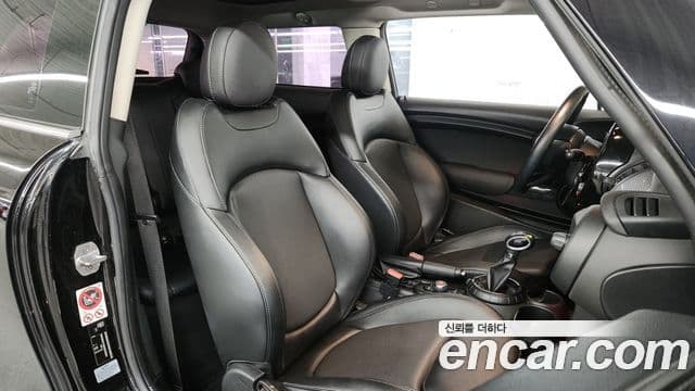 Mini Cooper D 3세대, 2017 11