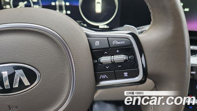 Kia Carnival 4세대 Signature, 2021 11