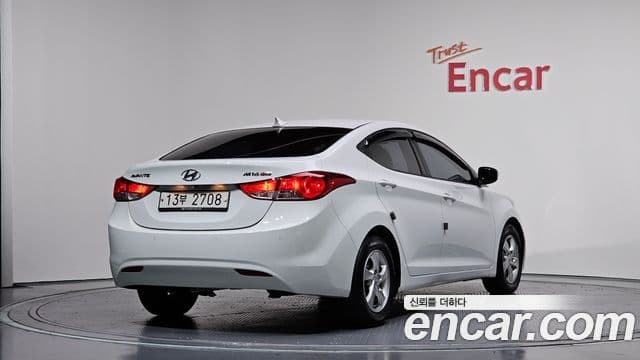 Hyundai Avante MD M16 GDI Deluxe, 2012 2