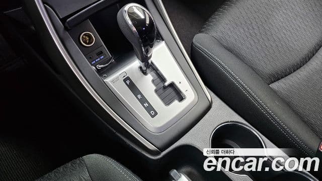 Hyundai Avante MD M16 GDI Deluxe, 2012 9