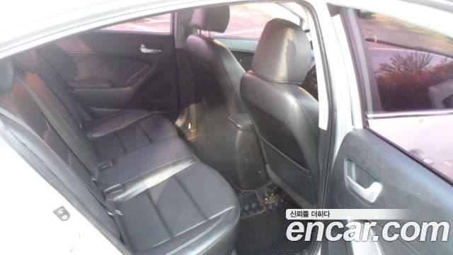 Kia K3 Luxury, 2013 15