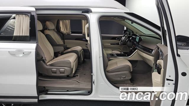 Kia Carnival 4세대 Signature, 2023 11