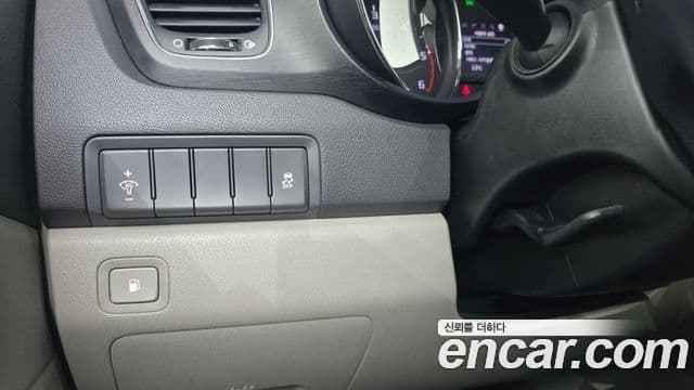 Kia All New Carnival Luxury, 2018 16