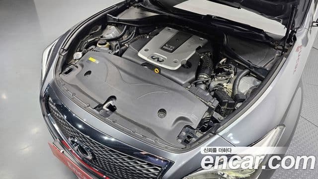 Infiniti Q70 Style, 2017 6