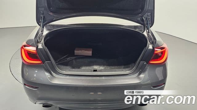 Infiniti Q70 Style, 2017 20