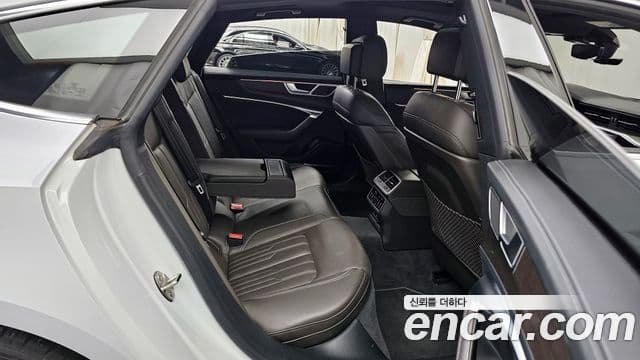 Audi A7 (4K) Premium, 2022 9