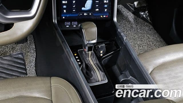 KG모빌리티(SsangYong) Torres T7, 2023 9