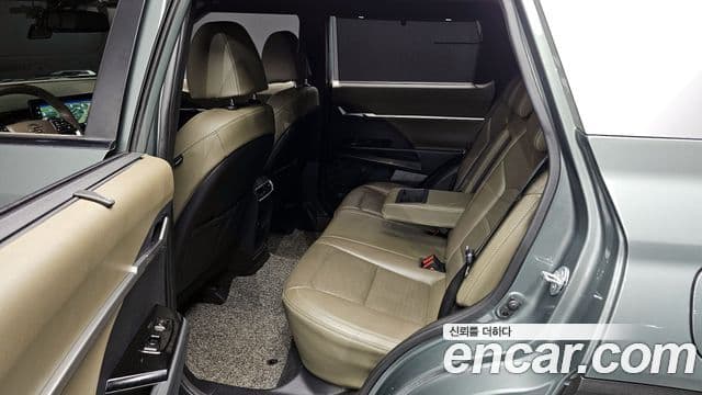 KG모빌리티(SsangYong) Torres T7, 2023 12