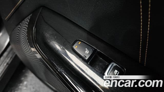 Kia K5 гибрид 3세대 Signature, 2020 19