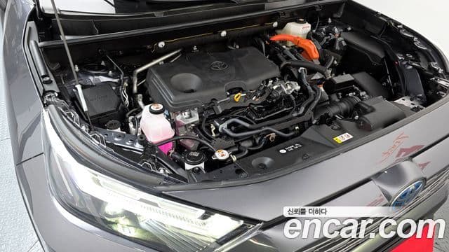 Toyota RAV4 5세대 2.5 4WD гибрид LTD, 2024 6